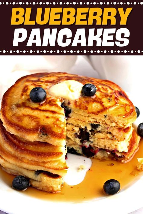 Fluffy Blueberry Pancakes (Easy Recipe) Dog Pancakes Recipes, Dog Pancakes, Pancakes Easy Recipe, Blueberry Pancakes Easy, Healthy Blueberry Pancakes, Malted Milk Powder, Pancake Syrup Recipe, Fluffy Blueberry Pancakes, Banana Blueberry Pancakes