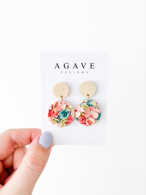 Spring Handmade Earrings, Beautiful Clay Earrings, Spring Polymer Clay Jewelry, Spring Polymer Clay Ideas, Diy Polymer Earrings, Bright Polymer Clay Earrings, Spring Polymer Clay Earring Ideas, Clay Earrings Spring, Clay Polymer Ideas