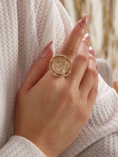 Gold       Embellished   Jewelry Coin Jewelry Indian, Gold Coin Ring Design For Women, Gold Coin Jewelry Indian, Gold Coin Pendant Designs, Coin Rings Women, Gold Coin Earrings, Gold Coin Jewelry, Stamp Ring, Coin Jewellery