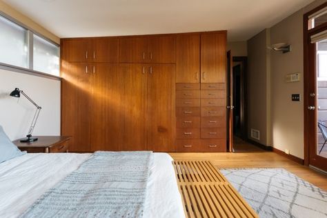 Photo 5 of 19 in Own a Light-Filled L.A. Midcentury Home With Treehouse Vibes For $1.2M - Dwell Mid Century Fitted Wardrobe, Midcentury Closet, Arch Partition, Mid Century Modern Closet, Cupboard For Bedroom, Mid Century Wardrobe, Island Remodel, Primary Closet, Modern Bedroom Wardrobe