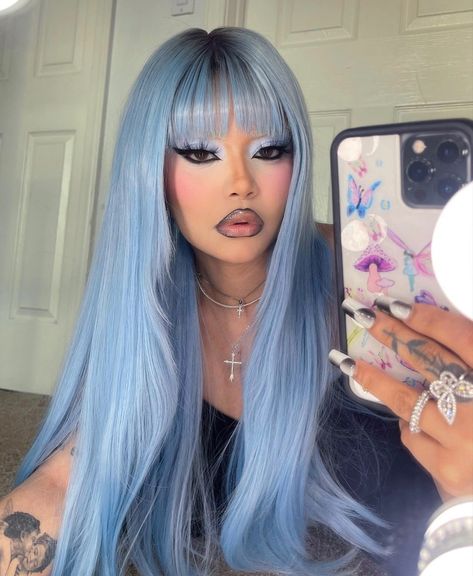 Blue Curly Hair Black Women, Monster High Hair Inspiration, Blue Hair Makeup, Icy Blue Hair, Periwinkle Hair, Baby Blue Hair, Blue Hair Aesthetic, Royal Blue Hair, Pastel Blue Hair