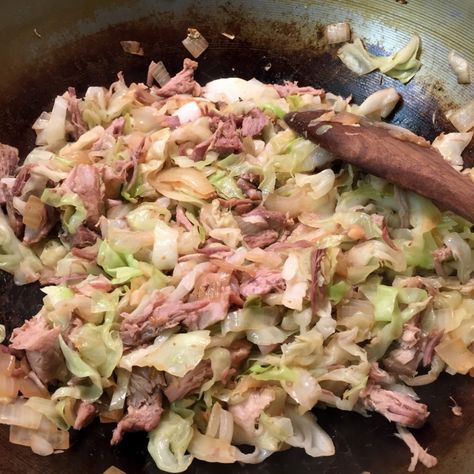 Kalua Pork & Cabbage Recipe - Savvy & Simple - Live a Healthy Lifestyle Kalua Pig And Cabbage, Ground Pork And Cabbage, Kalua Pork Recipe, Pork Cabbage, Best Easy Recipes, Kalua Pork, Pork And Cabbage, Cabbage Recipe, Plate Lunch