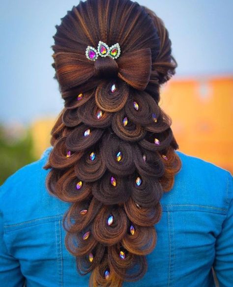 Bridal Traditional Hairstyle, Mummy Hairstyles, Russian Hairstyles, Overnight Hair Mask, Hair Style On Saree, Hair Style Vedio, Engagement Hairstyles, Traditional Hairstyle, Bridal Hair Buns