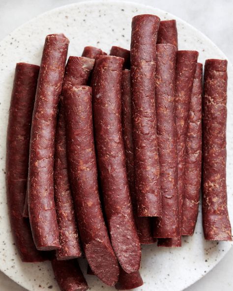 Smoked Spicy Beef Sticks Recipe Venison Snack Stick Recipe, Beef Snack Stick Recipe, Beef Sticks Recipe, Venison Snack Sticks, Snack Stick Recipe, Summer Sausage Recipes, Curing Meat, Beef Stick, Meat Curing