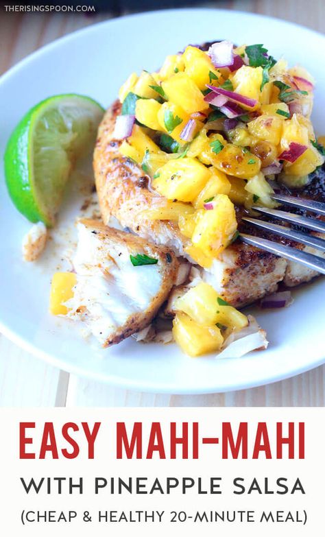 A quick & healthy recipe for pan-seared mahi-mahi (a budget-friendly neutral tasting white fish) topped with an easy pineapple salsa. Fix this in only 20 minutes for a fast, simple & yummy weeknight meal and save any leftover fruit salsa for snacking! (gluten-free, paleo & whole30) Mahi Mahi With Pineapple Salsa, Mahi Recipes, Mahi Mahi Recipes, Med Diet, Dinners Recipes, Friends Recipes, Fantastic Recipes, Clean Eating Recipes For Dinner, Global Food