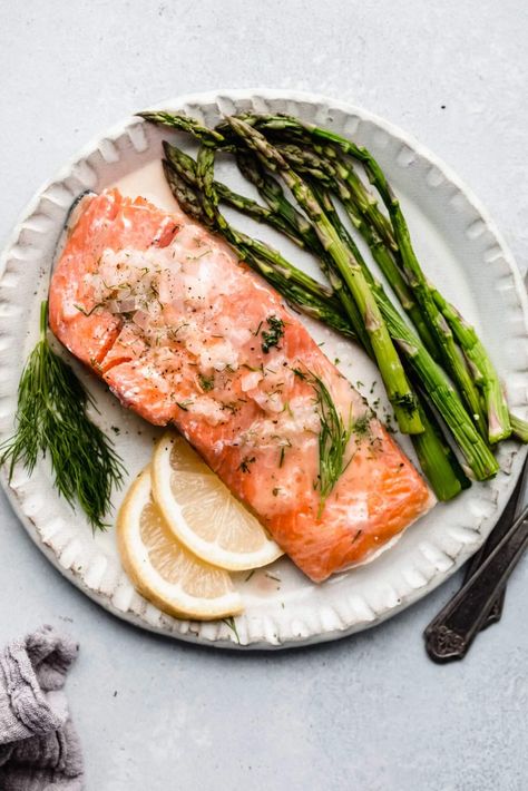 Sous Vide Salmon Sous Vide Salmon Recipes, Sous Vide Steak Recipe, Sous Vide Salmon, Salmon Recipes Baked Healthy, Sous Vide Recipes, Easy Salmon Recipes, Salmon Seasoning, Shellfish Recipes, Sous Vide Cooking