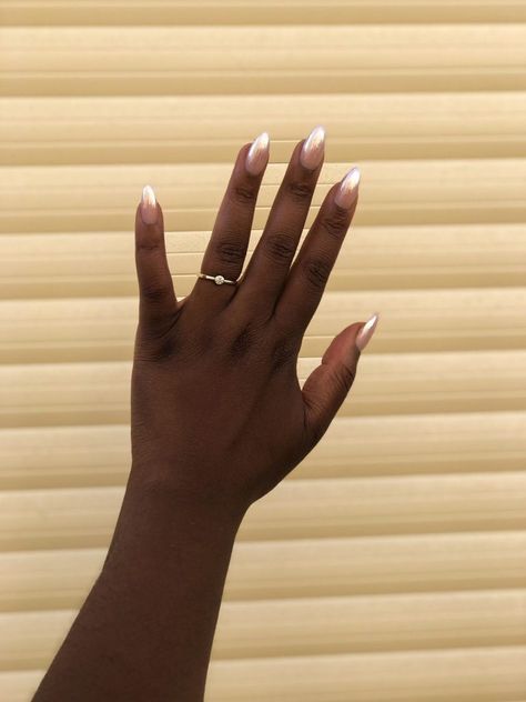 Classy & Stylish: How to Flaunt Pink Almond Nails on Dark Skin Almond Shape On Wide Nails, Nails For Wide Fingers, Classy Bridal Nails Almond, Almond Shape Nails Black Women, Almond Nails On Black Women, Chrome Nails On Dark Skin, Shorties Nails Almond, Short Almond Chrome Nails, Almond Nails On Chubby Hands