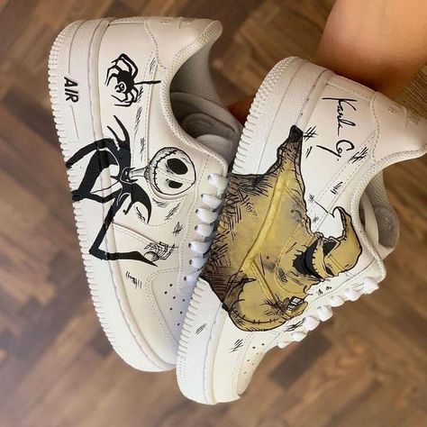 Army Shoes, Nike Shoes Women Fashion, Painted Shoes Diy, Custom Sneakers Diy, Custom Painted Shoes, Custom Shoes Diy, Painted Sneakers, Gothic Shoes, White Nike Shoes