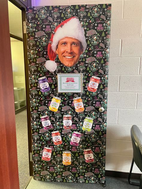 Decorate Office Cubicle For Christmas, Christmas Vacation Bulletin Board, Christmas Vacation Door Decorating Contest, Christmas Vacation Classroom Door, Office Door Decorating Contest Funny, Hr Christmas Door Decorations, Christmas Office Door Decorating Contest Funny, Christmas Vacation Cubicle Decorations, Christmas Vacation Office Decorations