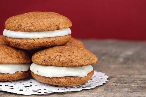 Carrot Cake Dessert, Whoopee Pie, No Sugar Desserts, Whoopie Pie Recipe, Pumpkin Whoopie Pies, Whoopie Pie, Bariatric Eating, Sugar Pumpkin, Dessert Cake Recipes