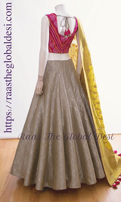 CC2335 #BRIDALLEHENGA #Indianclothing #WEDDINGLEHEGA #WEDDINGDRESS #BRIDAL2019 #NAVARATRICHANIYACHOLI #ethnicclothes #RECEPTION #DESIGNER #BRIDALDRESS #CHANIYACHOLI #LEHENGA #GOWN #CHANIYACHOLIDESIGN #INDIANCLOTHES Choli Dress, Indian Clothing Store, Indian Lehenga Choli, Lehenga Gown, Lehnga Dress, Sari Blouse Designs, Indian Gowns Dresses, Indian Lehenga, Indian Gowns