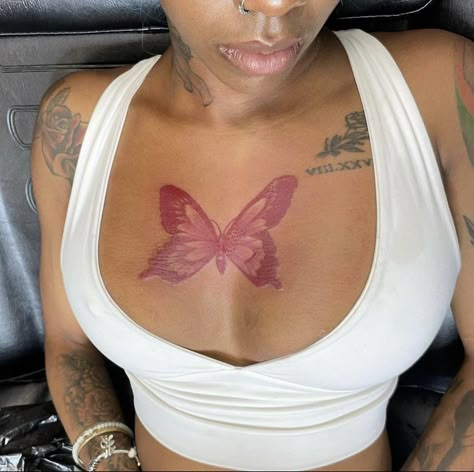 @prada4youu Shoulder Chest Tattoos For Women, Chest Tattoo Black Woman, Chest Women Tattoo, Chest Tats For Women, Chest Shoulder Tattoo Female, Chest Shoulder Tattoo, Womens Chest Tattoo, Chest Piercing, Tattooing Inks