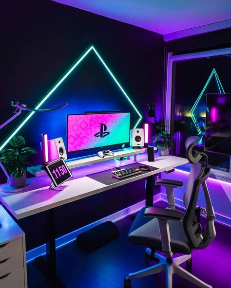 Xsetupz on Instagram: “Dope ⚡ Follow @xsetupz for more ⚡ 🛍️All desk setup essentials are in Amazon Store Link in Bio ⚡ Love Minimal/Work setups? Follow…” Cute Ps5 Setup, Ps5 Setup Bedroom, Gaming Room Setup Bedrooms, Ps5 Setup, Small Game Room Ideas, Set Up Gamer, Games Room Inspiration, Gaming Bedroom, Gamer Bedroom