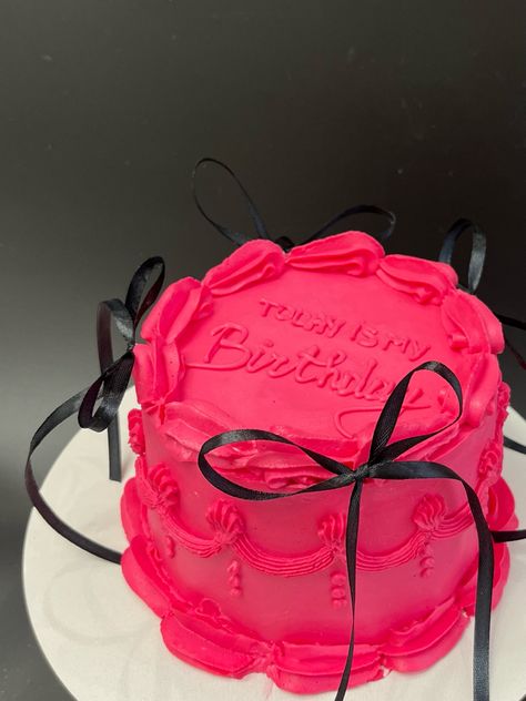 Hot Pink Cakes, Special Birthday Cakes, Birthday Goals, 21st Birthday Cakes, 16 Birthday Cake, Birthday Ideas For Her, Custom Birthday Cakes, Cute Birthday Ideas, Cake Day