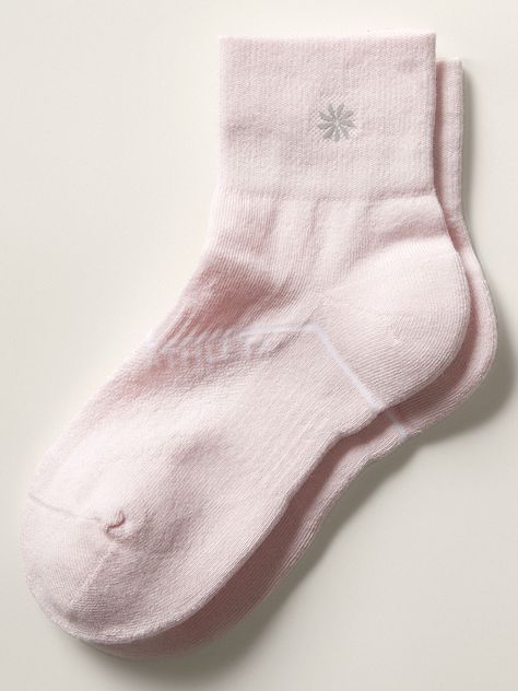 Athleta Everyday Quarter Crew Sock Cute Socks Aesthetic, Hat Aesthetic, Quarter Socks, Chill Fits, Pink Girly Things, Crew Sock, Cute Socks, Compression Socks, Socks And Tights