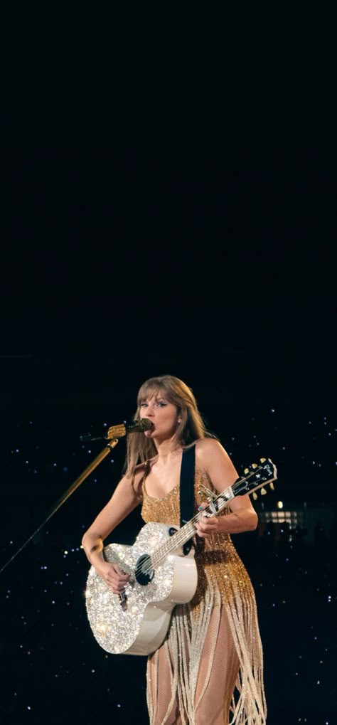 Taylor Swift Images Pictures, Fearless Taylor Swift Aesthetic Wallpaper, Fearless Astetic Taylor Swift, Taylor Swift Fearless Taylor Version, Fearless Wallpaper Aesthetic, Fearless Tv Wallpaper, Fearless Wallpaper Taylor Swift, Taylor Swift Vintage Aesthetic, Tailor Swift Aesthetic