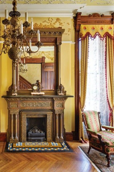 Victorian Office, Brownstone Interiors, Victorian Curtains, Manor Interior, Victorian House Interiors, Fire Area, Old House Interior, House Journal, Victorian Floor