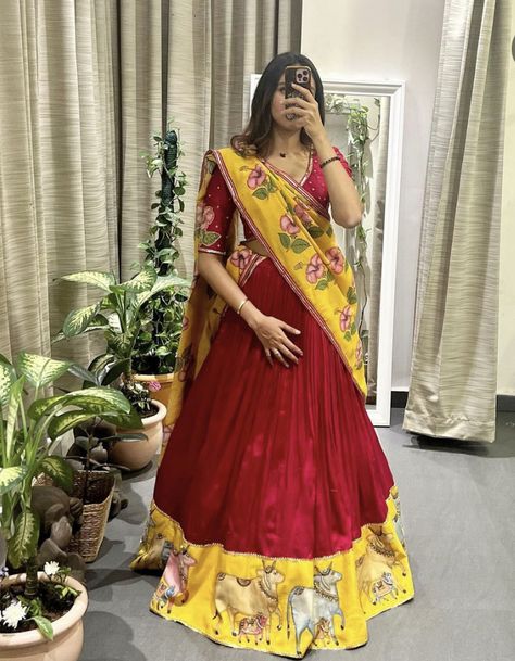 Designer Lehangas, Kalamkari Dresses, Half Saree Lehenga, Half Sarees, Lehenga Designs Simple, New Saree Blouse Designs, Saree Lehenga, Kids Lehenga, Fancy Sarees Party Wear