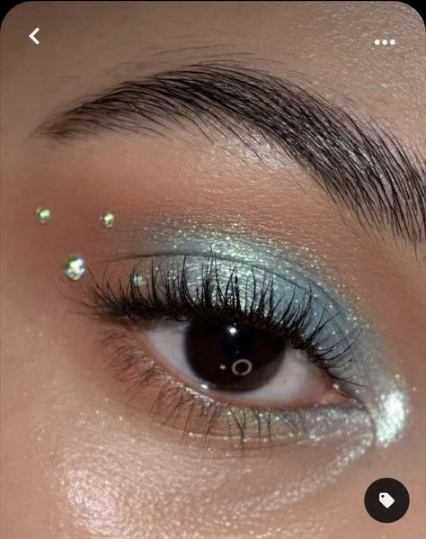 Alien Makeup, Sparkly Eyeshadow, Concert Makeup, Vampire Bride, Silver Makeup, Prom Eye Makeup, Glitter Eye Makeup, Ethereal Makeup, Pinterest Makeup