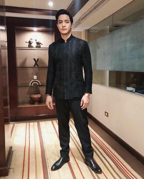 Barong Suit, Black Barong, Modern Barong, Modern Filipiniana Dress, Victorian Vases, Filipino Fashion, Alden Richards, Barong Tagalog, Filipiniana Dress