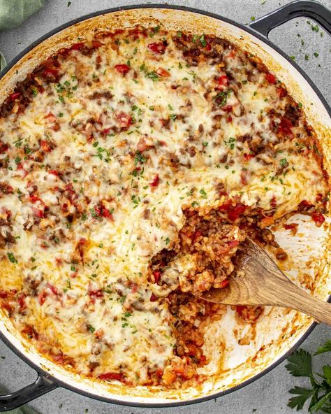 All the delicious flavors of stuffed peppers made easy in this cheesy Stuffed Pepper Casserole! 🫑🧀 One skillet, minimal effort, maximum taste. Perfect for busy weeknights or family dinners. #StuffedPepperCasserole #EasyDinner #OnePotMeal Unstuffed Pepper Casserole, Pepper Casserole, Easy Stuffed Peppers, Ground Beef Rice, Cooking With Ground Beef, Stuffed Pepper Casserole, Ground Beef Casserole Recipes, Favorite Casseroles, Beef Rice