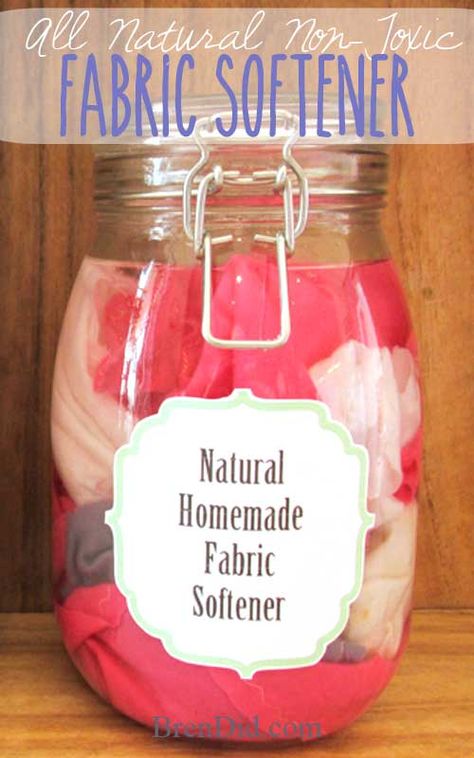 Diy Fabric Softener, Homemade Fabric Softener, Homemade Laundry, Deep Cleaning Tips, Diy Laundry, Homemade Cleaning Products, Diy Cleaners, Cleaning Recipes, Dryer Sheets