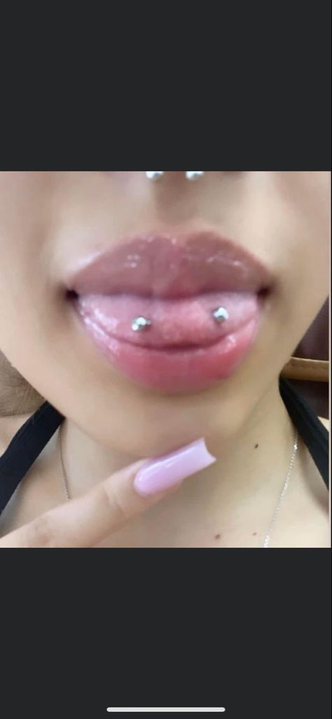 Snake Bites Tongue Piercing, Frog Bites Piercing, Types Of Tongue Piercings, Frog Eye Piercing Tongue, Fake Tongue Piercing, Frog Eyes Piercing, Snake Bite Piercing Tongue, Piercing Combos, Snake Eyes Tongue Piercing