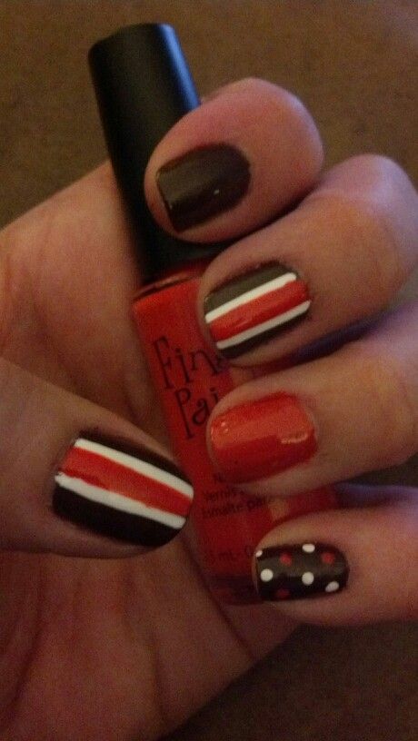 Cleveland Browns Nail Art, Cleveland Browns Nails Design, Cleveland Browns Nails, Osu Nails, Sport Nails, Marble Nails Diy, Purple Toe Nails, Team Outfits, Black And Purple Nails