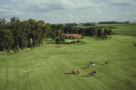 #slimaarons Polo Match, Argentina | From a unique collection of color photography at https://www.1stdibs.com/art/photography/color-photography/ Slim Aarons Prints, Dream Villa, Polo Field, Field Photography, Polo Match, Photography Color, Slim Aarons, Art Study, Image Archive