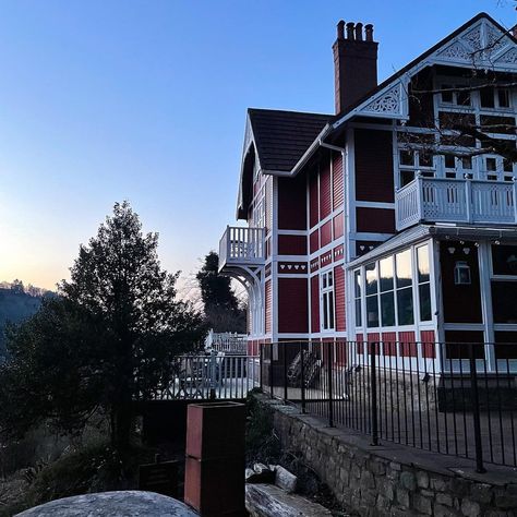 Symonds Yat, Spring Sunset, Scandi Home, Swedish House, Wooden House, Pizza Oven, Hand Built, Instagram A, Norway