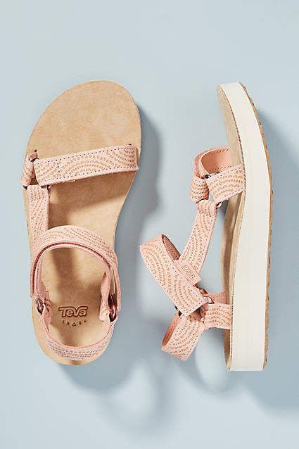 Teva Midform Sandals, Teva Midform, Teva Sandals, Strappy Sandals Flat, Toe Post Sandals, Studded Heels, Swag Shoes, Elle Fanning, Sport Sandals