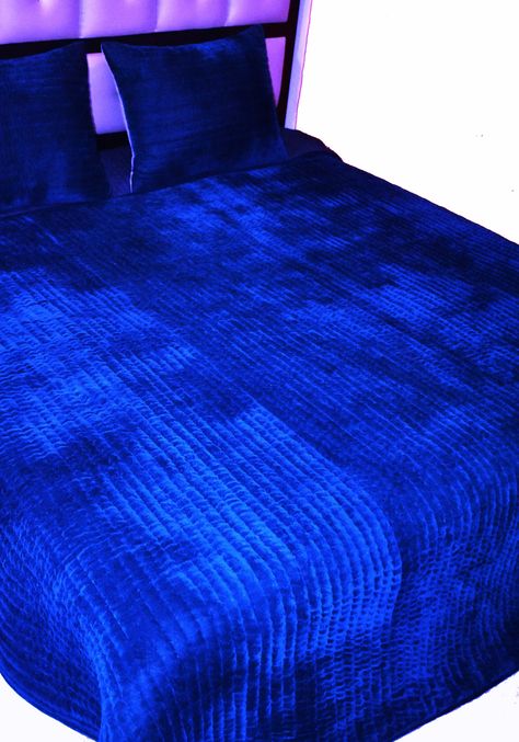 Blue Velvet Comforter, Blue Velvet Bedding, Royal Blue Blanket, Navy Blue Quilt, Bedding King, Velvet Bedding, Dorm Gift, Velvet Bedspread, Velvet Comforter