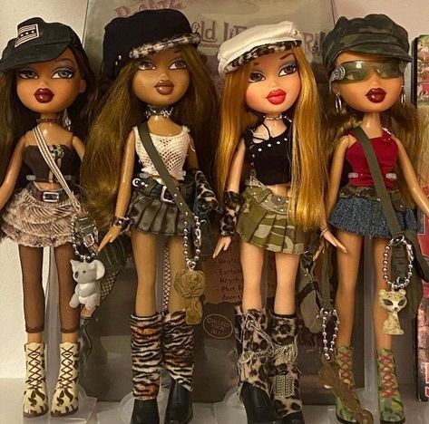 Bratz fit comp💫 - outfits ideas <3 Brats Doll Outfits Halloween, Bratz Doll Outfits Costume, Brats Doll Inspired Outfits, Brat Doll Halloween Costume, Halloween Bratz Doll, 2000s Bratz Dolls, Bratz Dolls Aesthetic Outfits Sasha, Bratz Dolls Costumes Halloween, Brats Costume Halloween