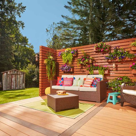 Whether you're trying to block out nosy neighbors, hide an unsightly view or just add to your outdoor space, privacy can sometimes be complicated. We've rounded up some our favorite options for creating the perfect private backyard retreat. Diy Patio Ideas, Pergola Diy, Building Raised Garden Beds, Building A Porch, Building A Raised Garden, Patio Pergola, Building A Pergola, Pergola Design, Wooden Pergola