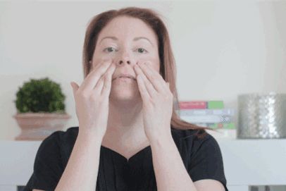 GIF Tutorial: How to Give Yourself a French Facial Massage Gif Tutorial, Spa Hacks, Massage At Home, Joanna Vargas, Body Is A Temple, How To Give, Face Yoga, Face Massage, Facial Massage