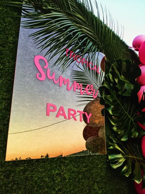 Sunset Party Decorations, Tropical Pool Party, Sunset Party, Aloha Party, Hawaiian Party Decorations, Flamingo Birthday Party, Fiesta Tropical, Pool Birthday, Tropical Birthday