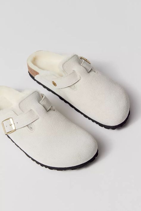 Birkenstock Boston Shearling Clog | Urban Outfitters Boston Clogs And Socks, Cute Women Shoes, Shoes Essentials Women, Birkenstock Shearling Outfit, Fuzzy Birkenstocks, Birkenstocks Clogs, Christmas Wishlist Ideas, Boston Birkenstock, Boston Shearling