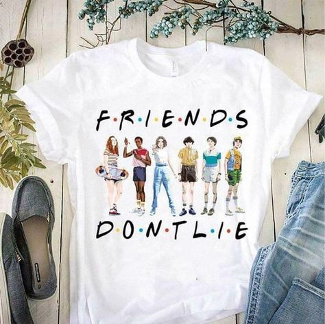 Stranger Things Friends, Stranger Things Merch, Stranger Things Season 3, Amazing Girlfriend, School Season, Stranger Things Season, Presents For Dad, Hoodie Sweater, Season 3