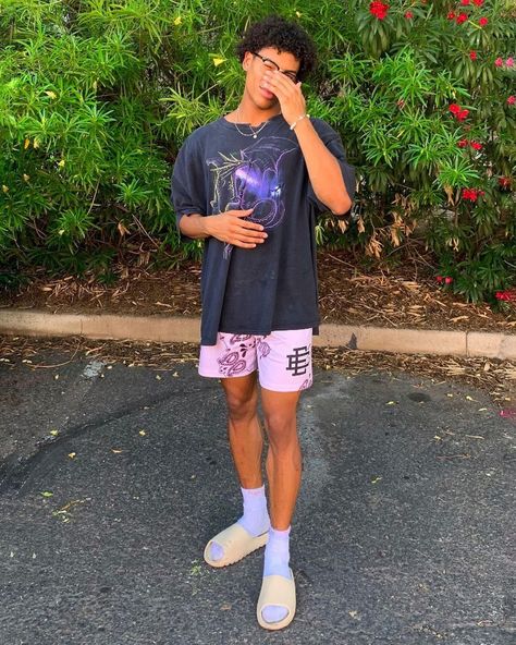 Yeezy Slides Outfit For Men Shorts, Ee Shorts Outfit Men, Fits With Shorts Men, Essential Shorts Outfit, Mesh Shorts Outfit Men, Eric Emanuel Shorts Outfit, Champion Clothing, Eric Emanuel, Mens Shorts Outfits