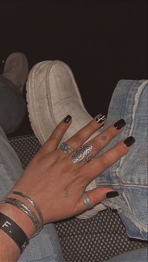 Punchy Nails Designs, Boho Western Nails, Country Acrylic Nails, Rodeo Nails, Cowboy Nails, Concert Nails, Teen Nails, Western Nails, Country Nails