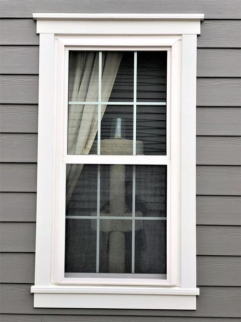 Window Trim Exterior Colors, Colonial House Without Shutters, Hardy Siding Exterior, House Front Window Design, Siding Window Trim, House Window Design Exterior, Modern Exterior Window Trim, Window Designs Exterior, Side By Side Windows