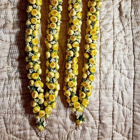 Flower Varmala, Yellow Flower Garland, Flower Mala, Wedding Mala, Birthday Candle Photography, Kundan Mala, Goddess Sita, Goddess Parvati, Garland Wedding Decor