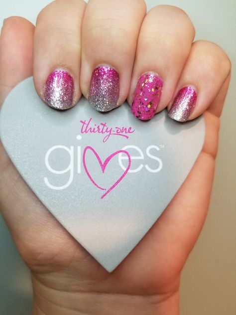 Color Street Vegas Vixen, Vegas Vixen Color Street Combo, Nails Vegas, Nails Color Street, Remove Nail Polish, Nail Beauty, Street Nails, Polish Remover, Red Head