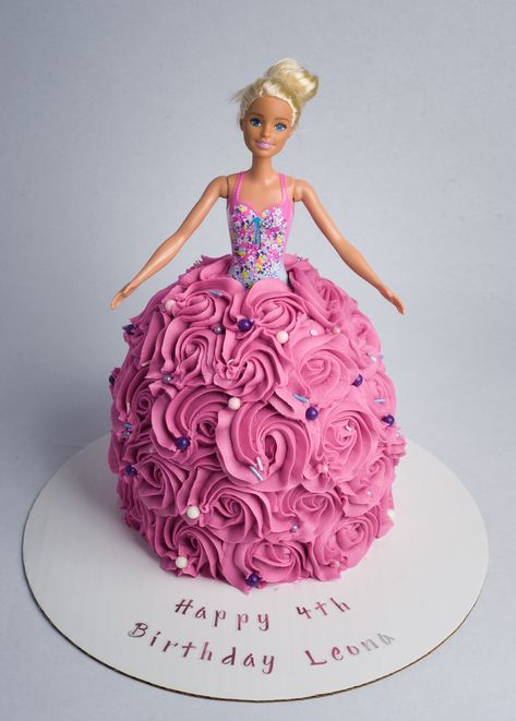 Barbie Dress Birthday Cake, Chocolate Barbie Cake, Barbie Images For Cake, Barbie Birthday Cake With Doll, Puding Cake, Fondant Barbie Doll Cake, Barbie Dress Cake, Barbie Doll Birthday Cake, Doll Birthday Cake