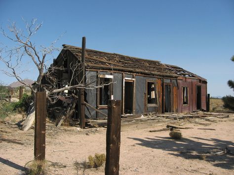 Abandoned Desert, Mojave California, Mojave National Preserve, Desert Town, Railway Sleepers, Salton Sea, San Bernardino County, River Basin, Mojave Desert