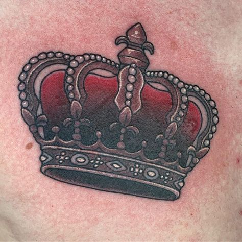 Miniature crown walk in from the other day  #crispyline #minitattoo #smalltattoo #crowntattoo #tattooer #arizonatattooartist #tattoolife #tattooing #boldwillhold #colortattoo #tattooed #inked #cleanlines #whitehighlights #arizona #arizonatattooer #aztattooer #tattooers #artist #artistsoninstagram #royalty #kingandqueentattoo King Crown Tattoo, Small Crown Tattoo, Crown Tattoos, Element Tattoo, Tattoos Color, Traditional Tattoo Inspiration, Crown Tattoo Design, Tattoo Old School, Elements Tattoo