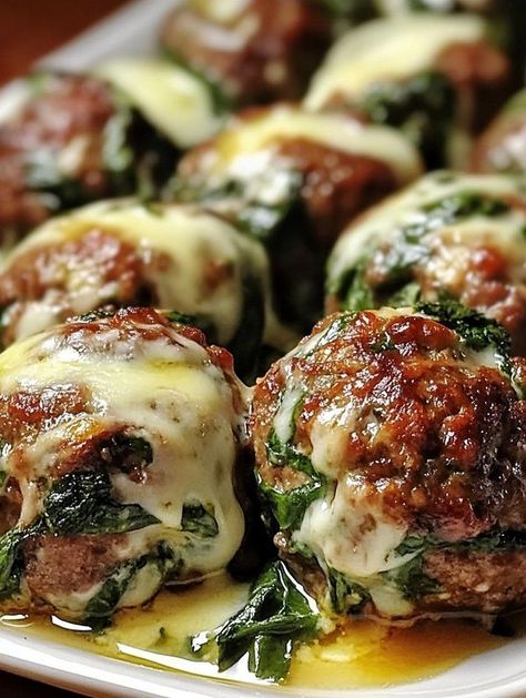 Meatballs Stuffed With Mozzarella, Garlic Meatballs, Fresh Herb Recipes, Stuffed Meatballs, Mozzarella Stuffed Meatballs, Meatball Dinner, Beef Barley Soup, Macaroni Recipes, Sweet Sour Chicken