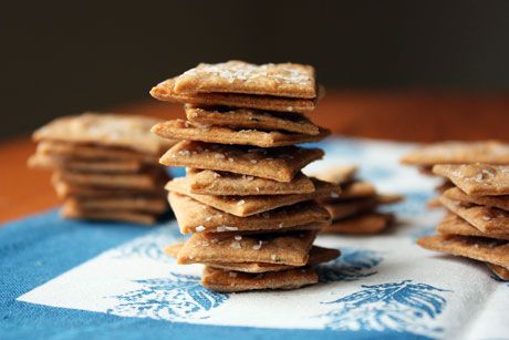 homemade wheat thins. Wheat Crackers Recipe, Chia Crackers, Sweet Cream Pie, Fancy Grilled Cheese Recipes, Artisan Sourdough Bread Recipe, Fancy Grilled Cheese, Hotdish Recipes, Caramel Rolls, Wheat Crackers