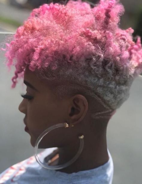 21 Best African American Hairstyles with Color - Haircuts & Hairstyles 2019 Cabello Afro Natural, Short Hairstyles For Black Women, Shaved Hair Designs, Tapered Natural Hair, Natural Hair Cuts, Tapered Hair, American Hairstyles, Beautiful Natural Hair, African American Hairstyles