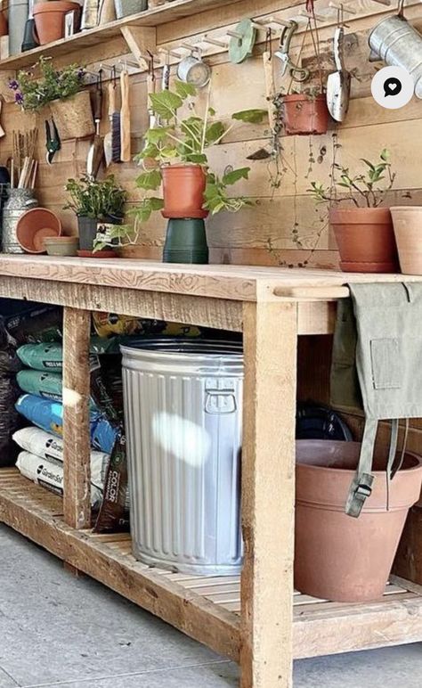 Potting Shed Organization, Garden Organization Ideas, Shed Makeover Interior, Potting Shed Interior Ideas, Gardening Room, Shed Organization Ideas, Potting Station, Garden Shed Interiors, Outdoor Potting Bench